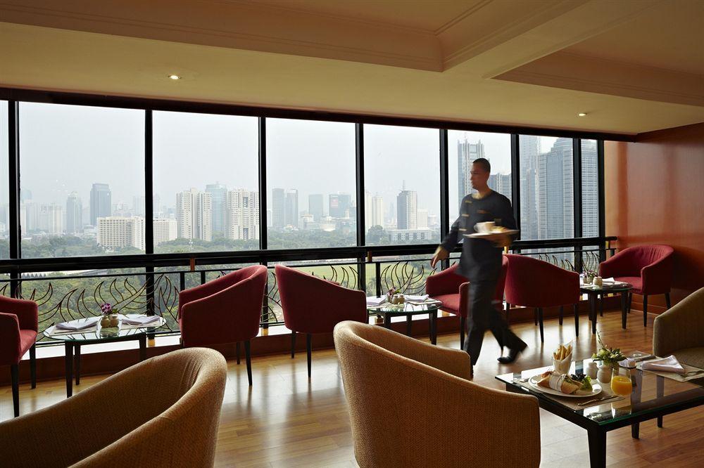 Artotel Gelora Senayan Jakarta Extérieur photo